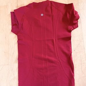 Lululemon Short Sleeve Top